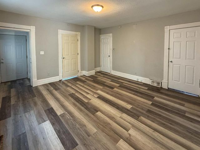 2346 N 18th STREET, Milwaukee, WI 53206