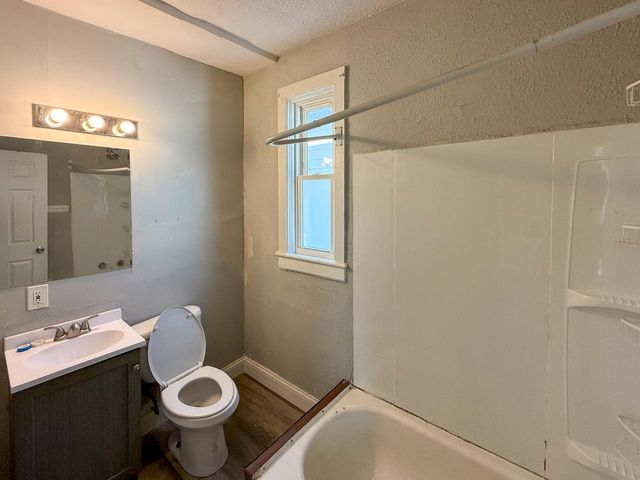 2346 N 18th STREET, Milwaukee, WI 53206