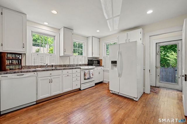 378 Wilton Road W, Ridgefield, CT 06877