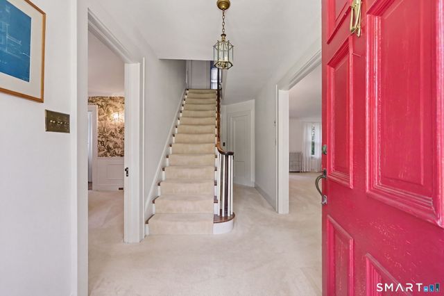 378 Wilton Road W, Ridgefield, CT 06877