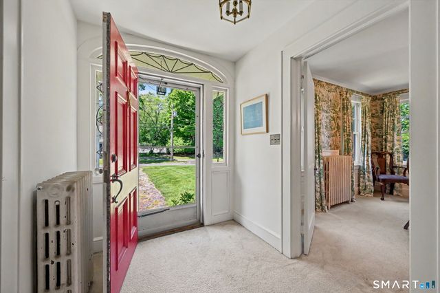 378 Wilton Road W, Ridgefield, CT 06877