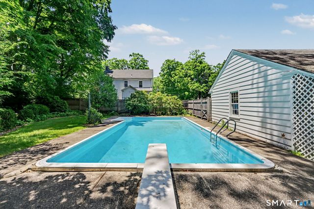 378 Wilton Road W, Ridgefield, CT 06877