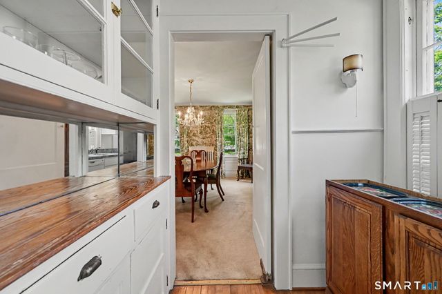 378 Wilton Road W, Ridgefield, CT 06877
