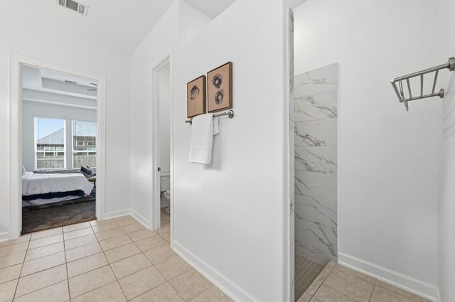 498 Gamble DR, Buda, TX 78610