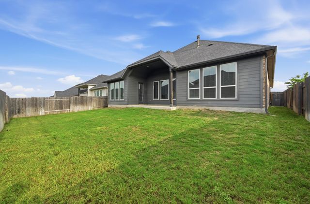 498 Gamble DR, Buda, TX 78610