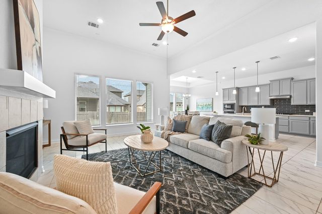 498 Gamble DR, Buda, TX 78610