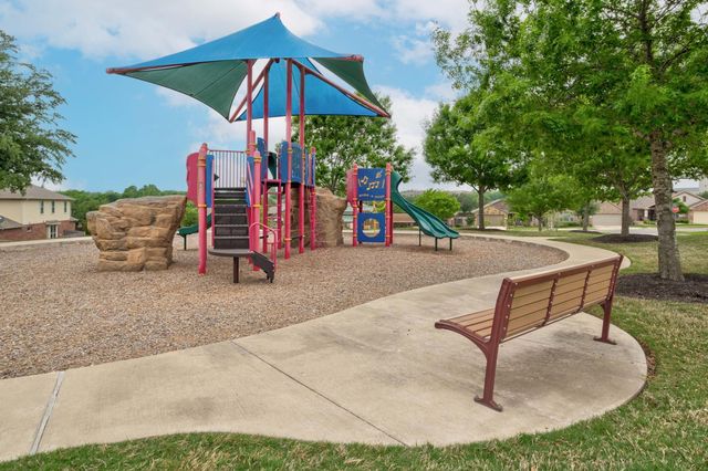 498 Gamble DR, Buda, TX 78610