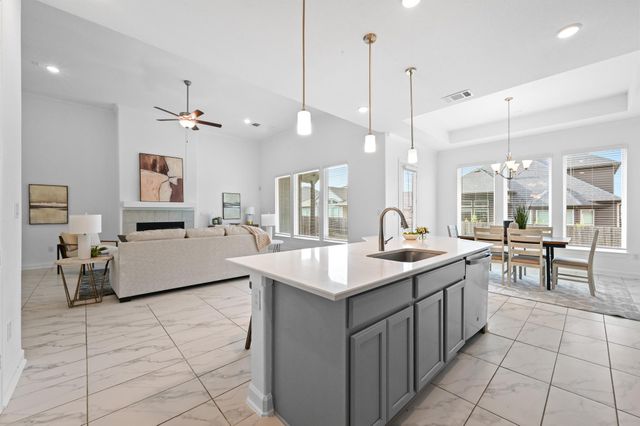 498 Gamble DR, Buda, TX 78610