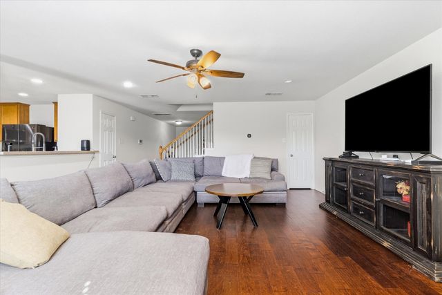 8745 Golden Sunset Trail, Fort Worth, TX 76244