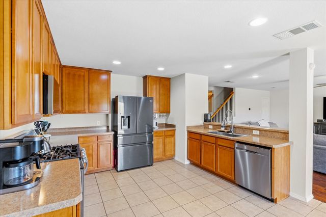 8745 Golden Sunset Trail, Fort Worth, TX 76244