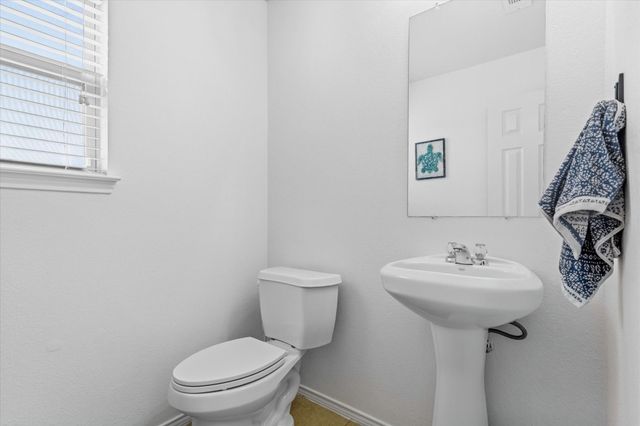 8745 Golden Sunset Trail, Fort Worth, TX 76244