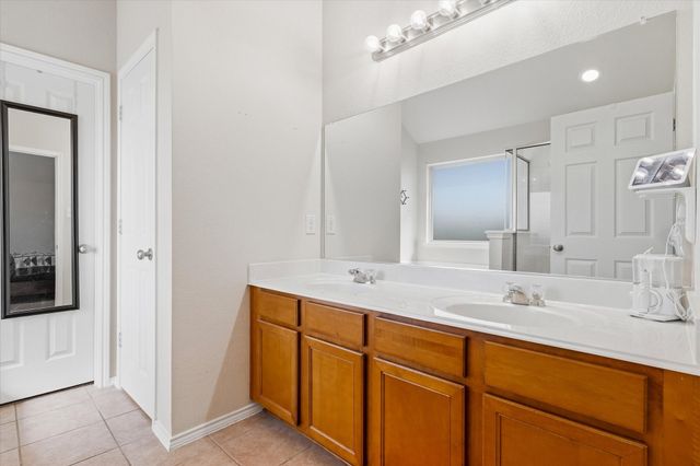 8745 Golden Sunset Trail, Fort Worth, TX 76244