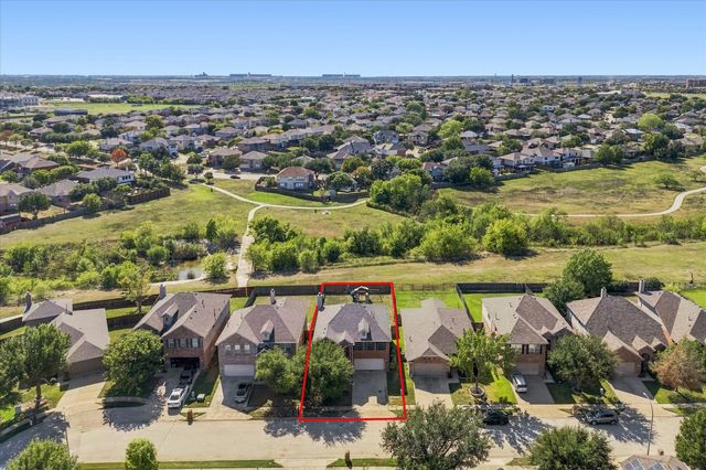8745 Golden Sunset Trail, Fort Worth, TX 76244