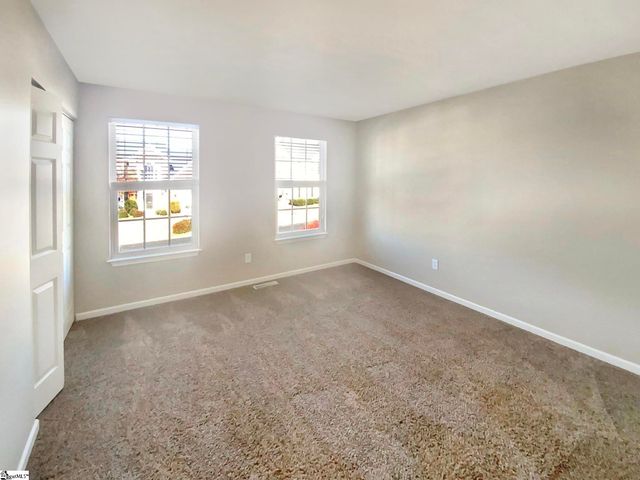 139 Castleton Circle, Boiling Springs, SC 29316