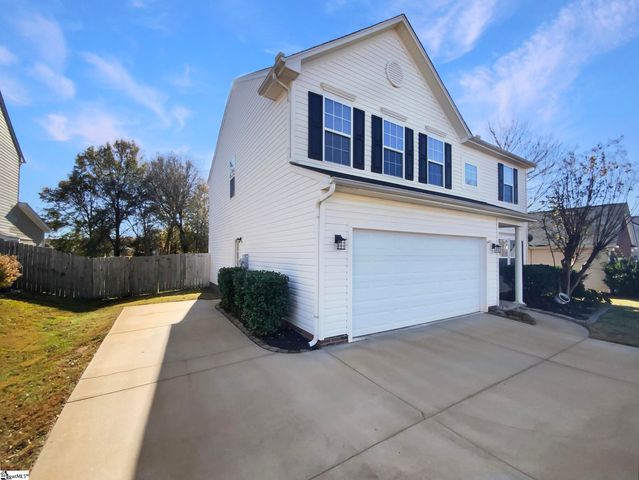 139 Castleton Circle, Boiling Springs, SC 29316