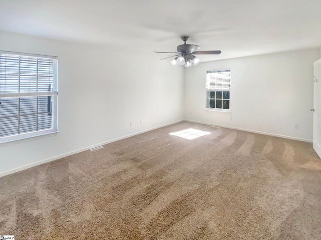 139 Castleton Circle, Boiling Springs, SC 29316