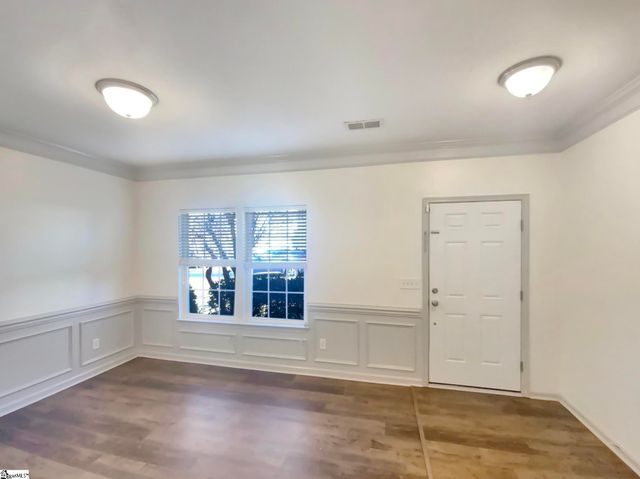 139 Castleton Circle, Boiling Springs, SC 29316