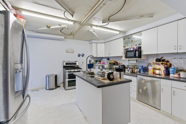 7130 Grand Avenue, Hammond, IN 46323