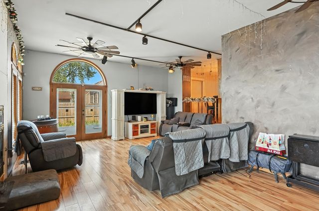 7130 Grand Avenue, Hammond, IN 46323