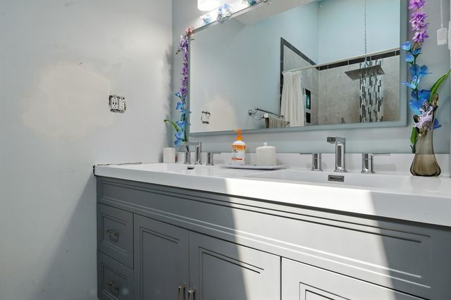 7130 Grand Avenue, Hammond, IN 46323