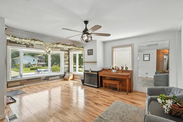 7130 Grand Avenue, Hammond, IN 46323