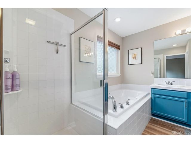 812 Brookside Dr, Longmont, CO 80504