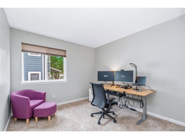 812 Brookside Dr, Longmont, CO 80504