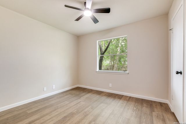 6107 John Chapman, San Antonio, TX 78240