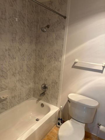 2051 NW 46th Avenue F202, Lauderhill, FL 33313