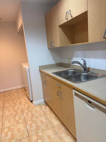 2051 NW 46th Avenue F202, Lauderhill, FL 33313