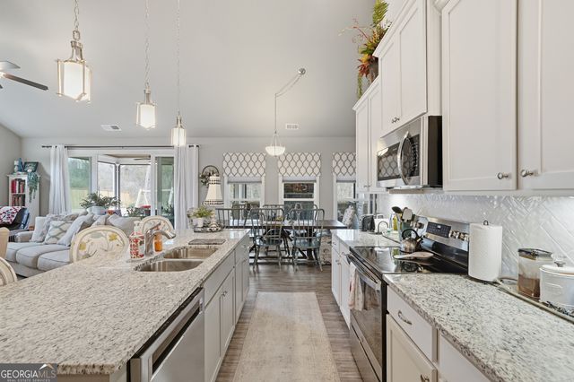 116 Highland Pointe Drive, Ellijay, GA 30536