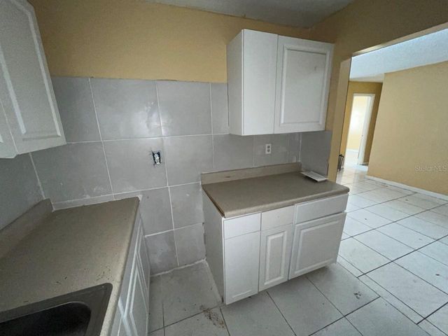 1648 MESSINA AVENUE, Orlando, FL 32811