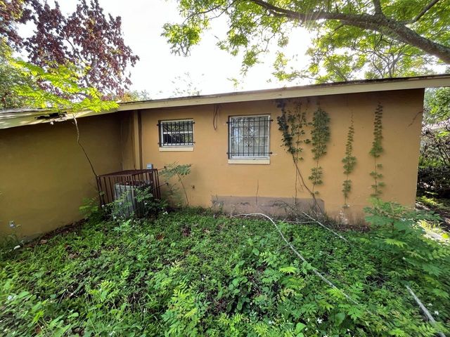 1648 MESSINA AVENUE, Orlando, FL 32811