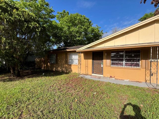 1648 MESSINA AVENUE, Orlando, FL 32811
