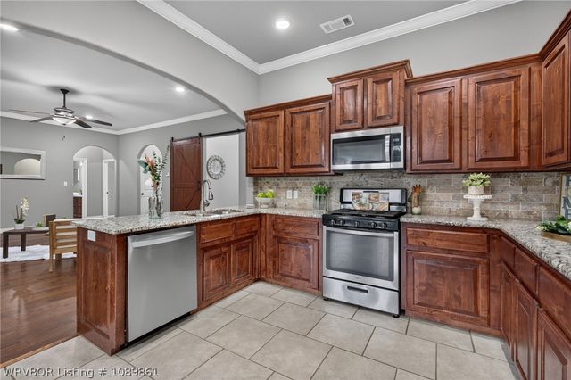 3623 Brighton Place, Greenwood, AR 72936