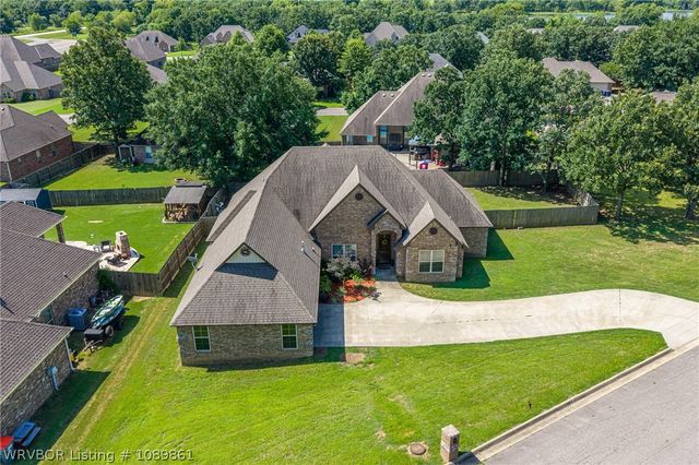 3623 Brighton Place, Greenwood, AR 72936