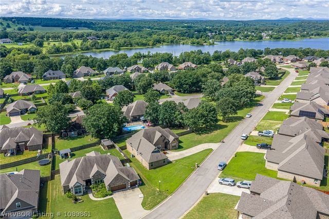 3623 Brighton Place, Greenwood, AR 72936