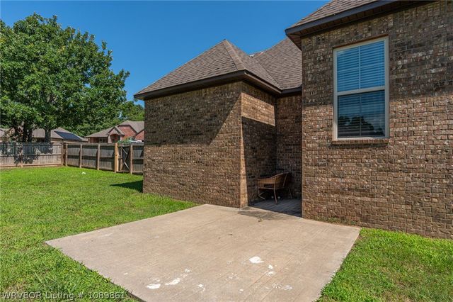 3623 Brighton Place, Greenwood, AR 72936