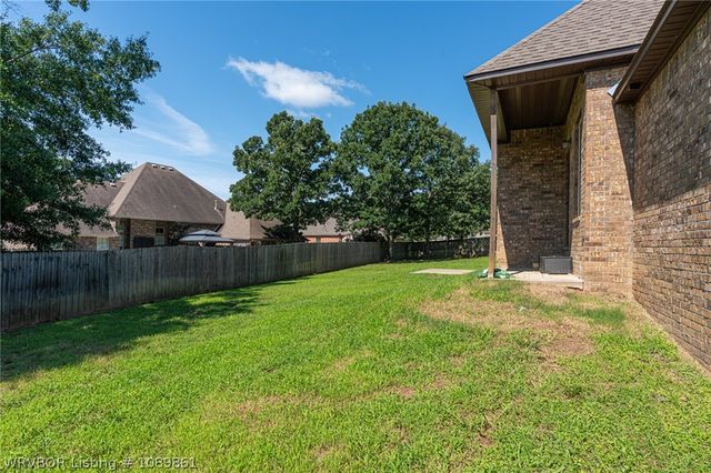 3623 Brighton Place, Greenwood, AR 72936