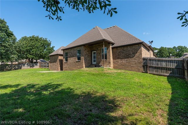 3623 Brighton Place, Greenwood, AR 72936