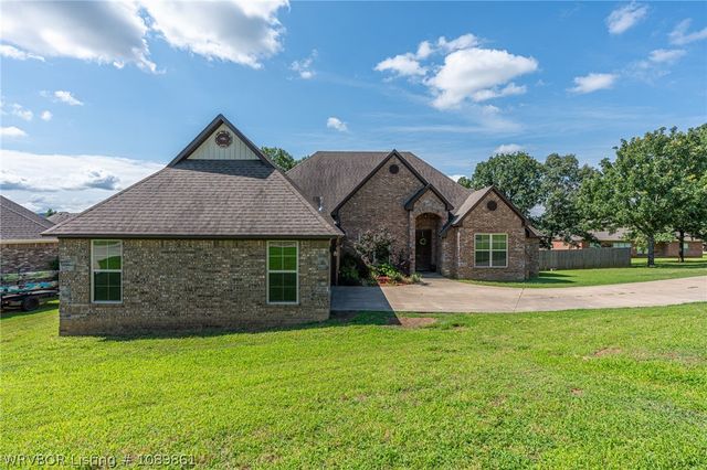3623 Brighton Place, Greenwood, AR 72936