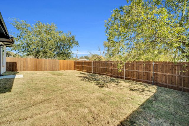 403 Santa Fe Street, Alvarado, TX 76009