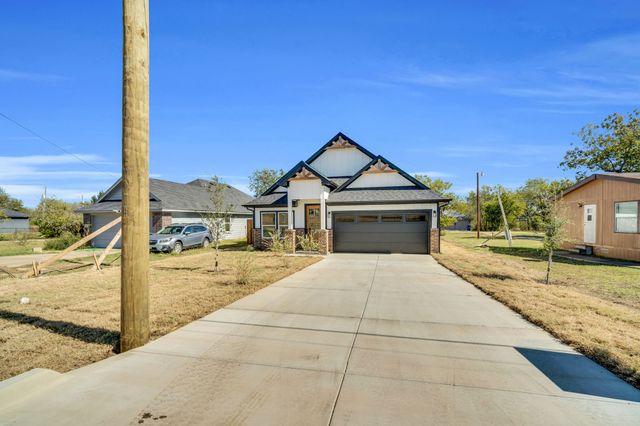 403 Santa Fe Street, Alvarado, TX 76009