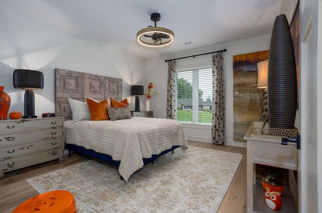 878 E Galway Court, Nixa, MO 65714
