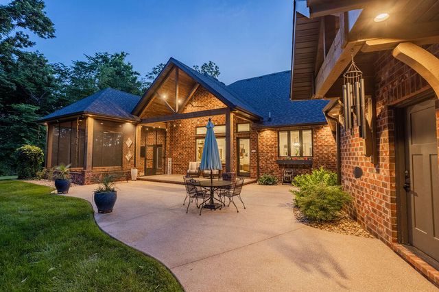 878 E Galway Court, Nixa, MO 65714