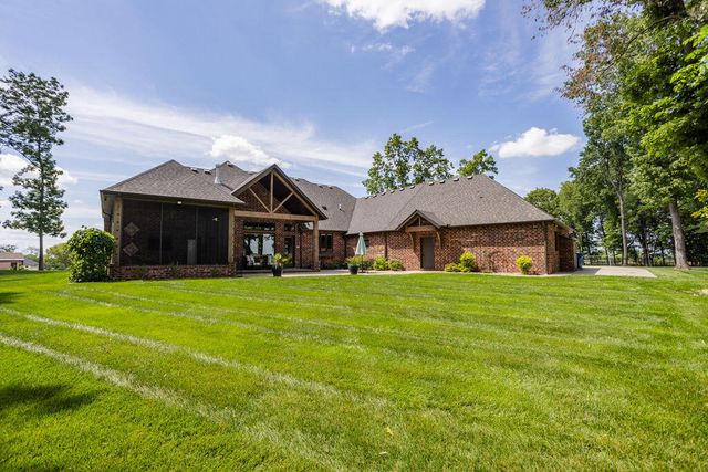 878 E Galway Court, Nixa, MO 65714