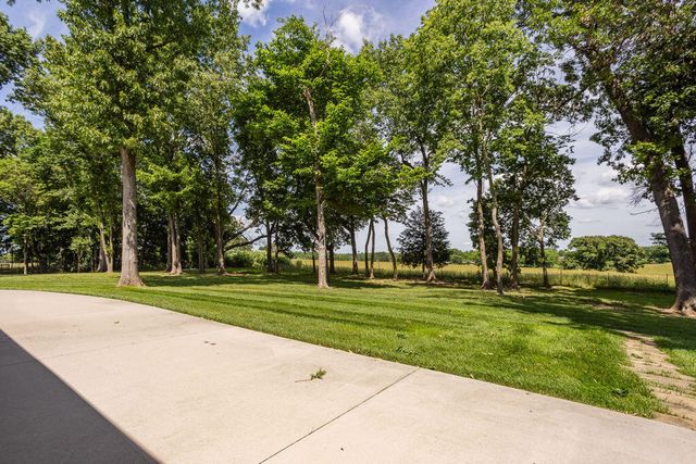 878 E Galway Court, Nixa, MO 65714