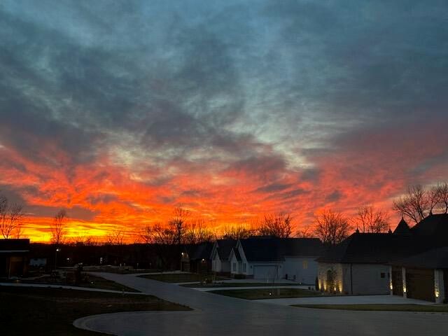 878 E Galway Court, Nixa, MO 65714