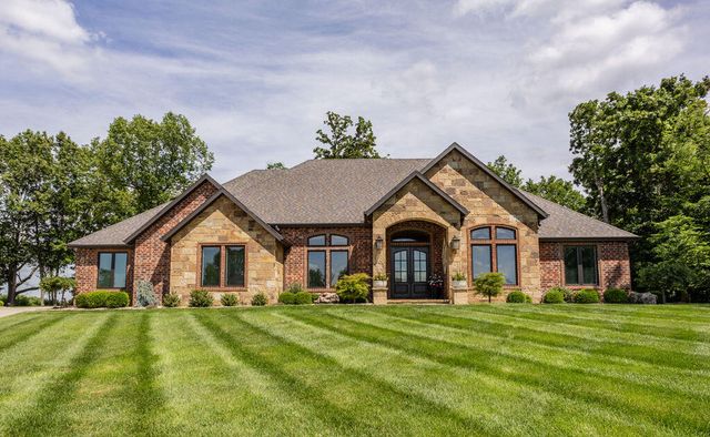 878 E Galway Court, Nixa, MO 65714