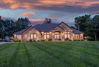 878 E Galway Court, Nixa, MO 65714